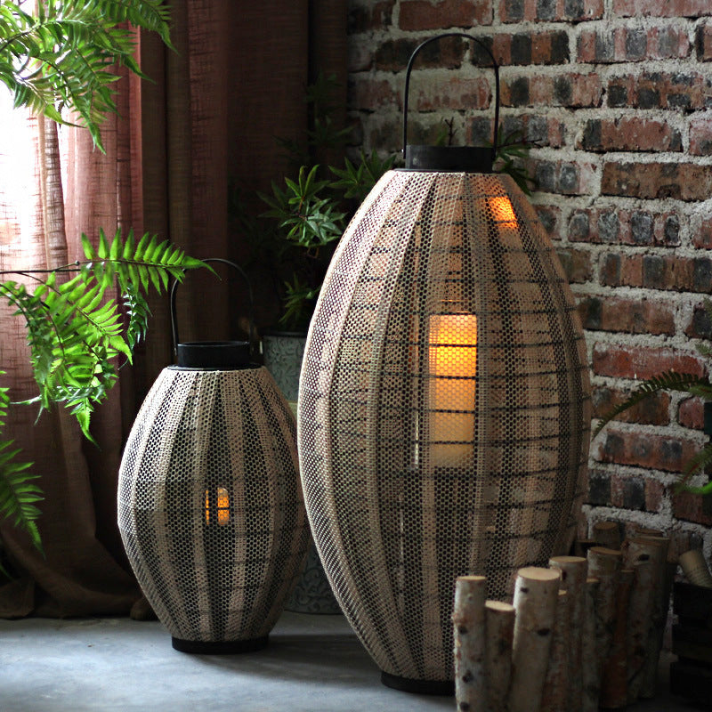 Elegant Lantern with Metal Grid | Kelmera
