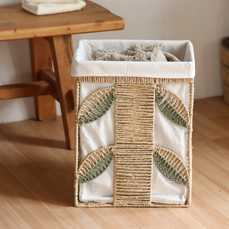 Elegant Laundry Basket made of Natural Wicker with Fabric Lining | Kelmera