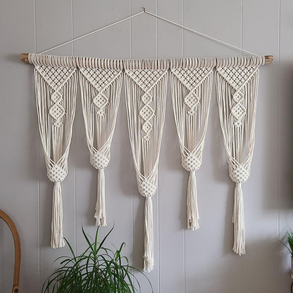 Elegant Macrame Wall Hanging with Intricate Details | Kelmera
