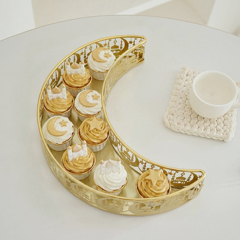 Elegant Metal Candle Holder | Kelmera