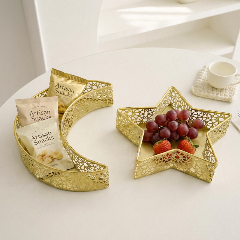 Elegant Metal Candle Holder | Kelmera
