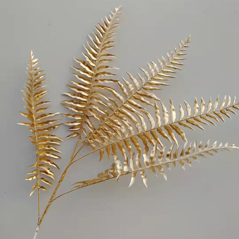 Elegant Metal Leaf Decoration | Kelmera