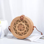 Elegant Round Handbag made of Woven Rattan | Kelmera