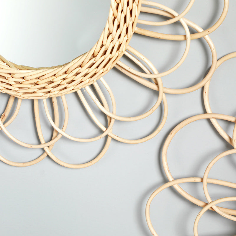Elegant Round Wall Mirror made of Natural Rattan | Kelmera