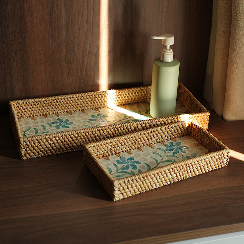 Elegant Serving Platter made of Natural Materials | Kelmera