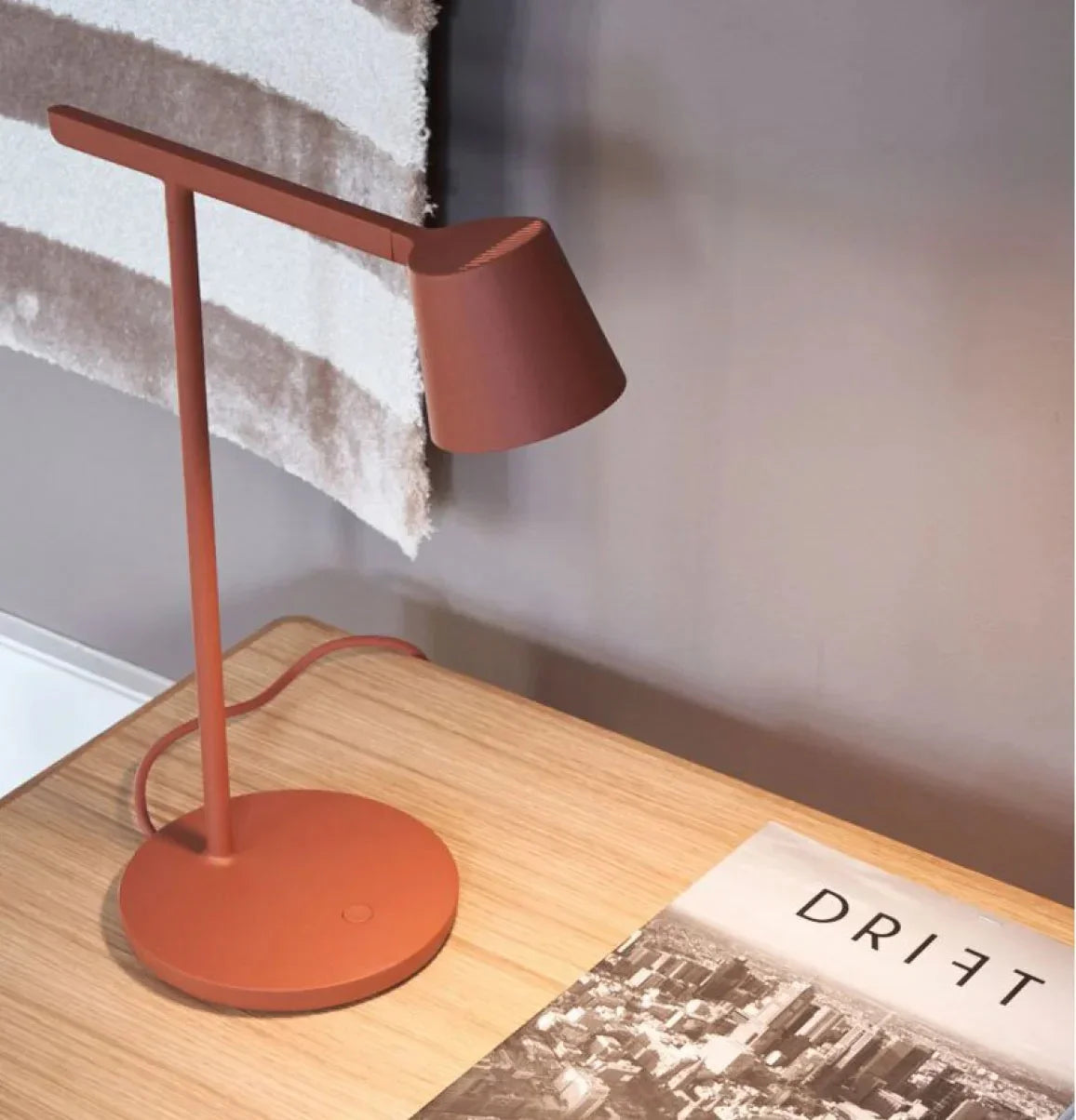 Ellisa Desk Lamp