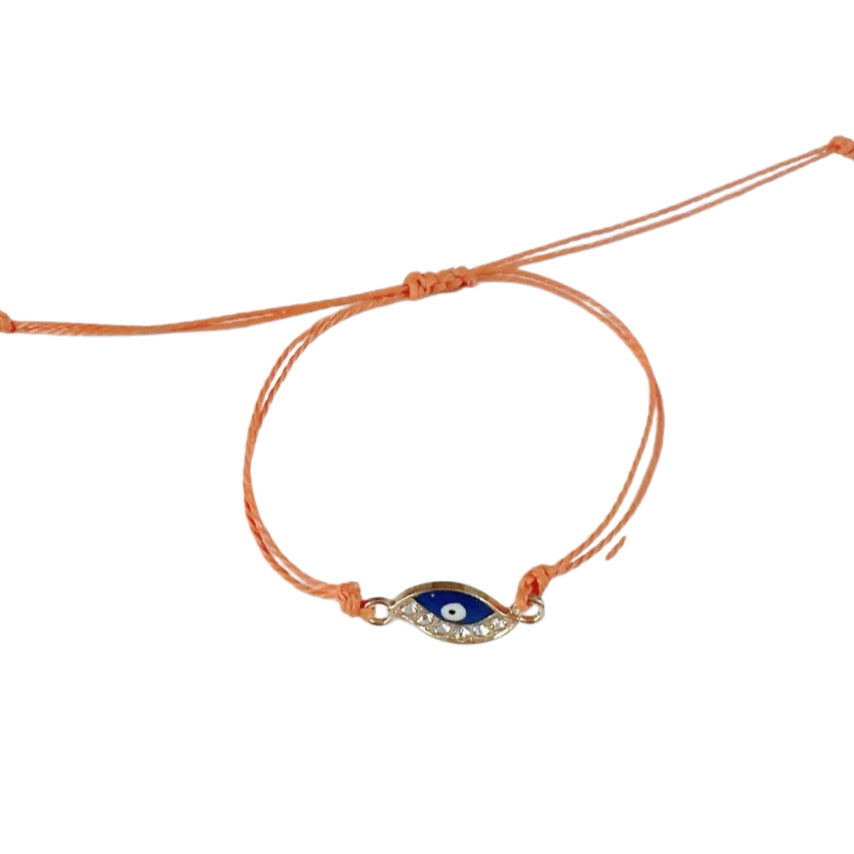 Eye-Catching Adjustable Bracelet | Kelmera