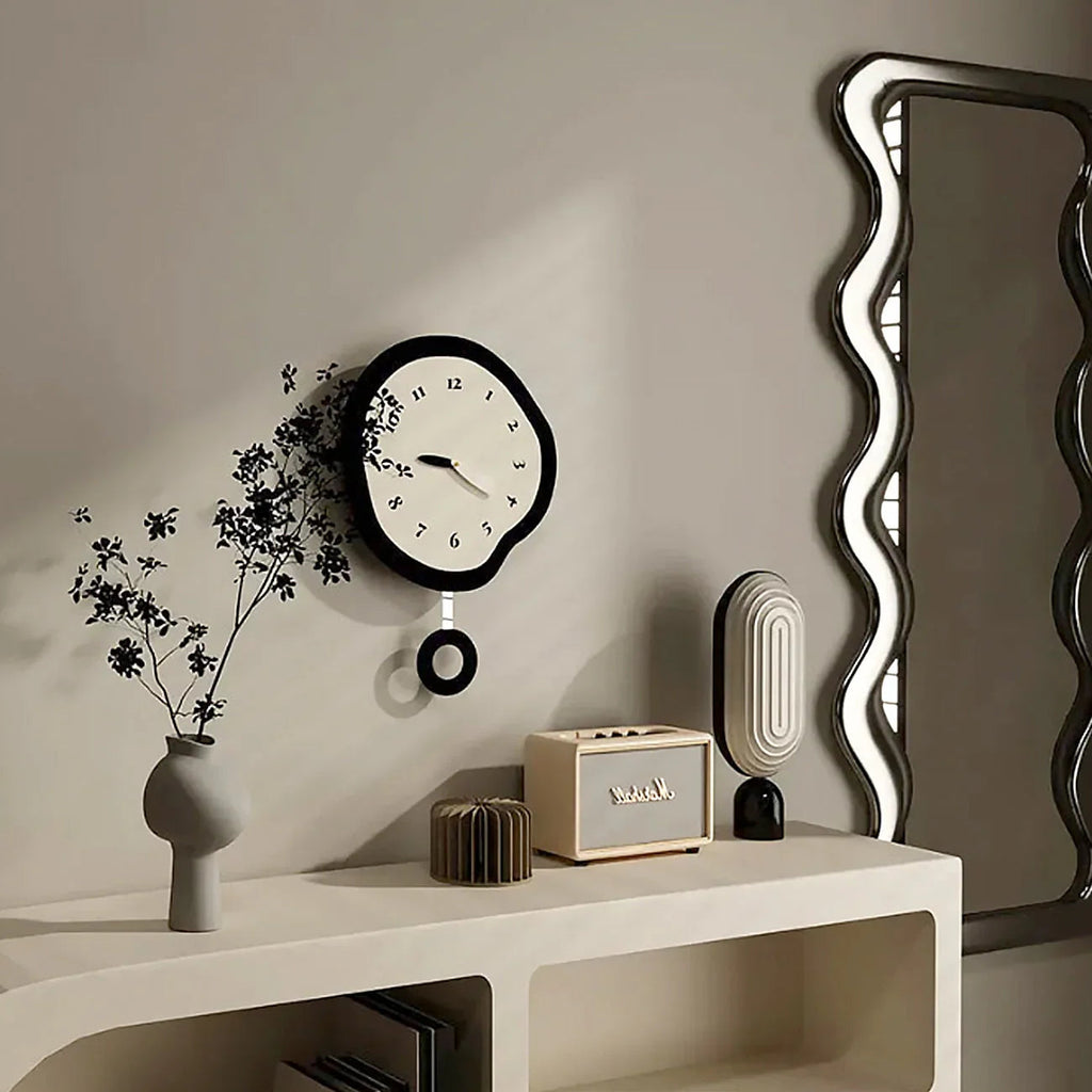 Falmanta Clock