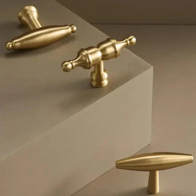 Falndelta Handles