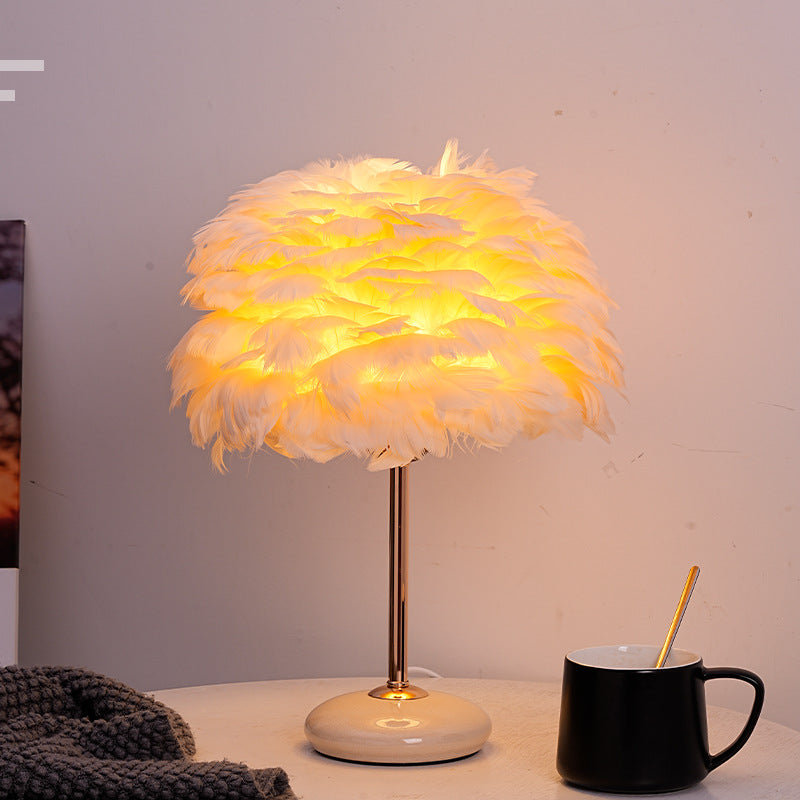 Feather Shade Table Lamp with Ceramic Base and Polished Metal Rod | Kelmera