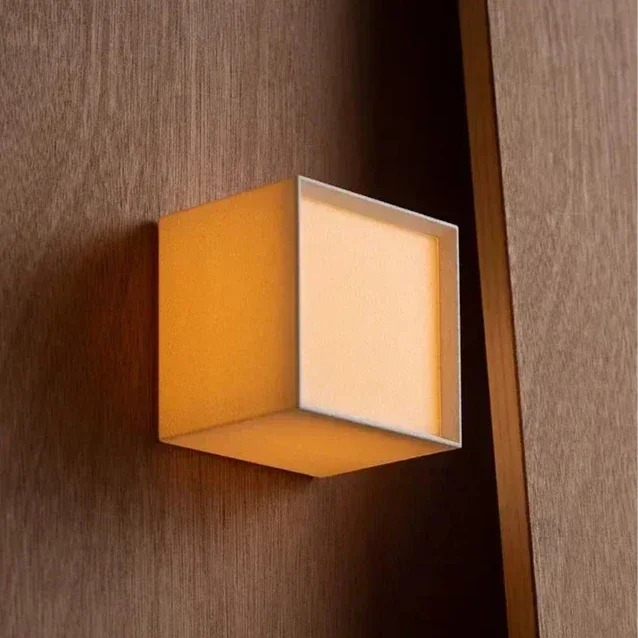 Feneno Fabric Wall Lamp