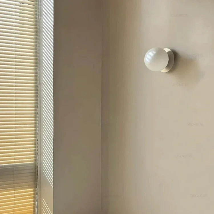 Fenstelta Wall Lamp