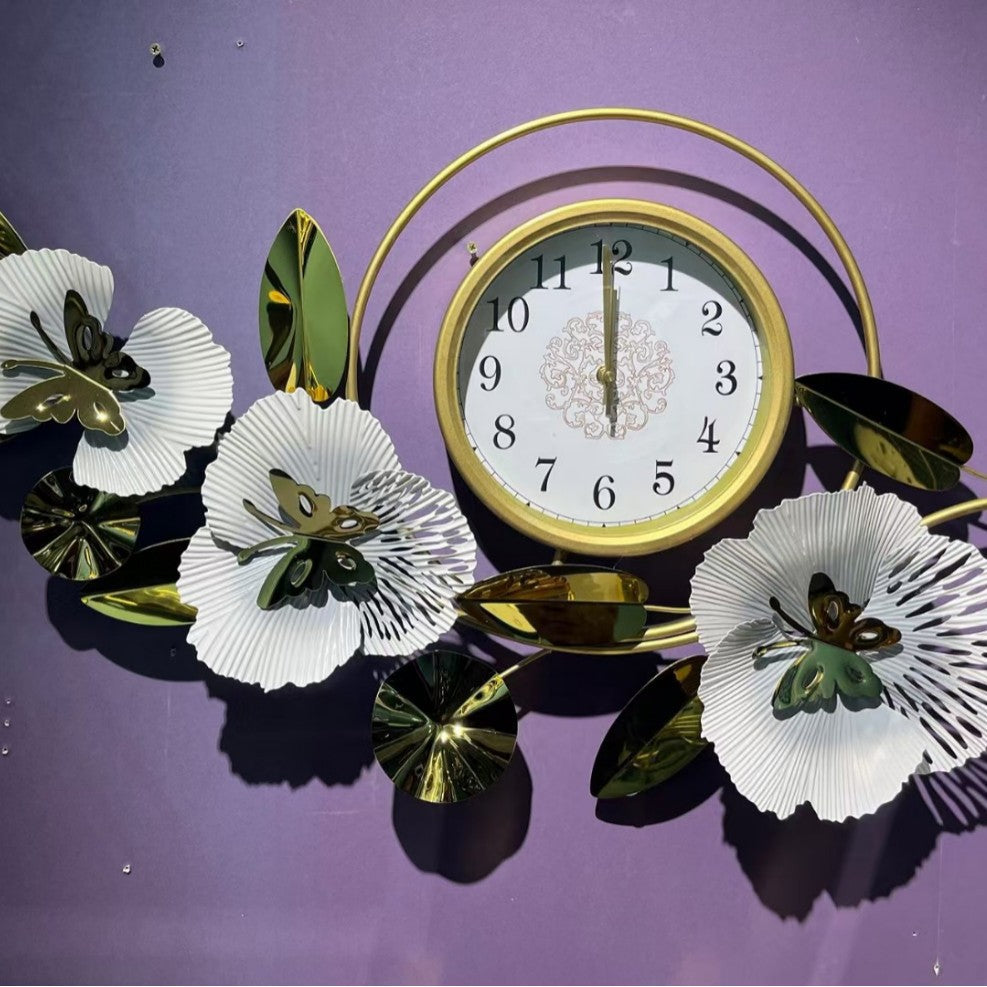 Floral Wall Clock with Leaf Design | Kelmera