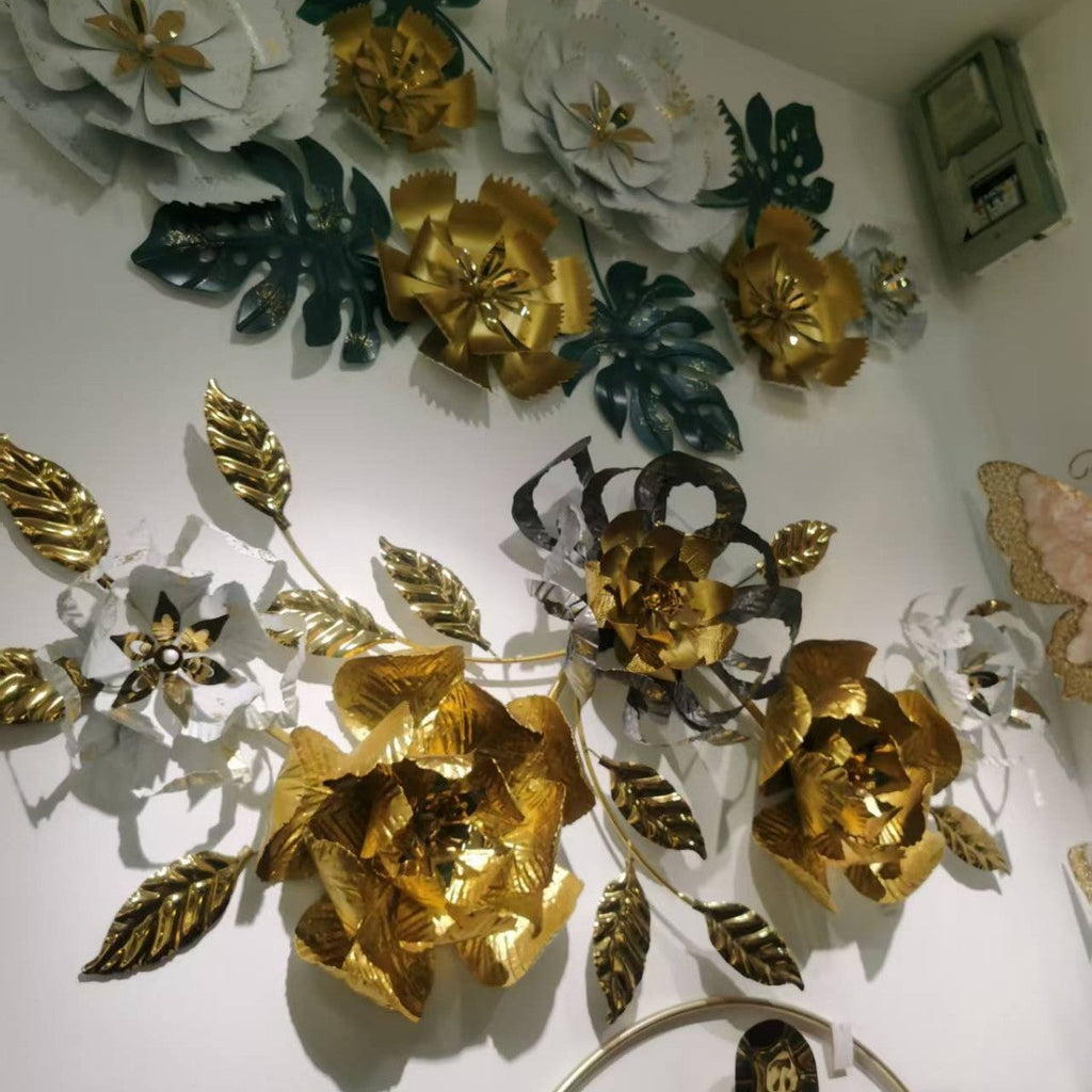 Floral Wall Clock with Leaf Design | Kelmera