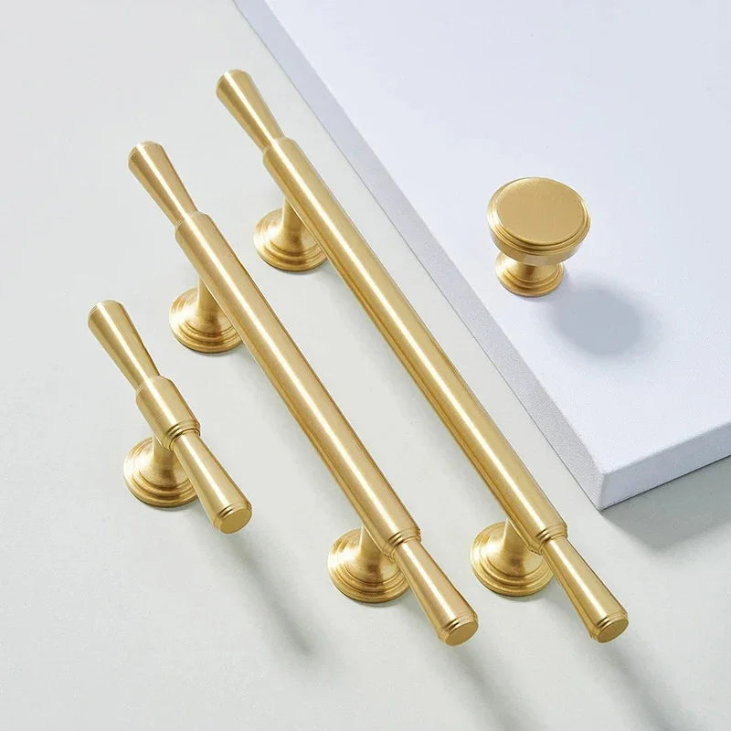 Frynyra Brass Knobs & Handles