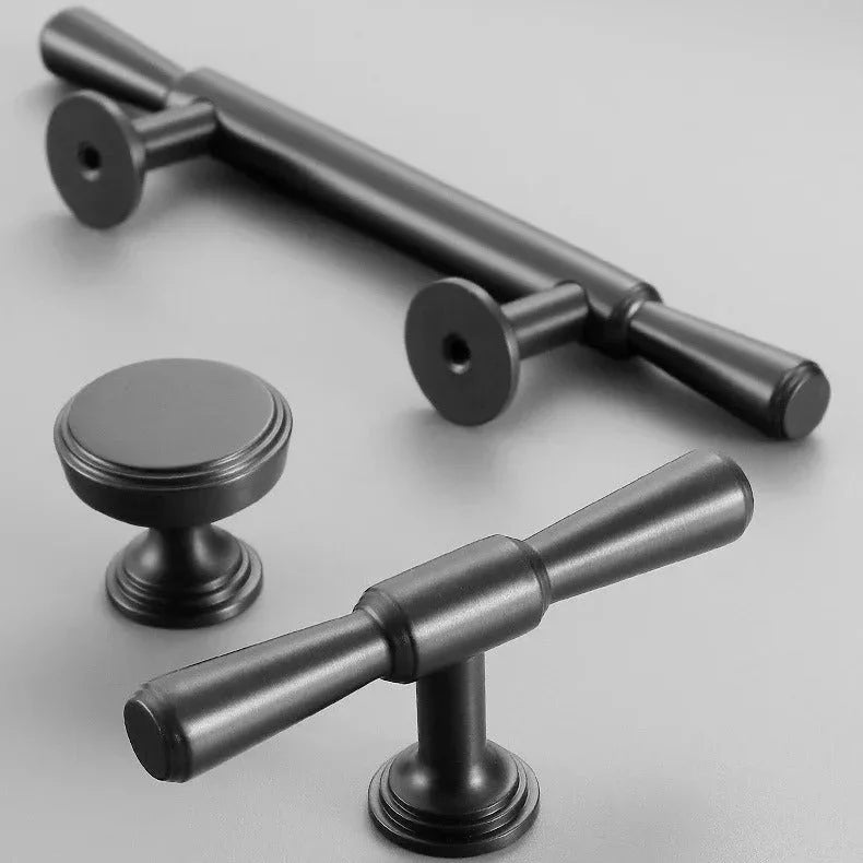Frynyra Brass Knobs & Handles
