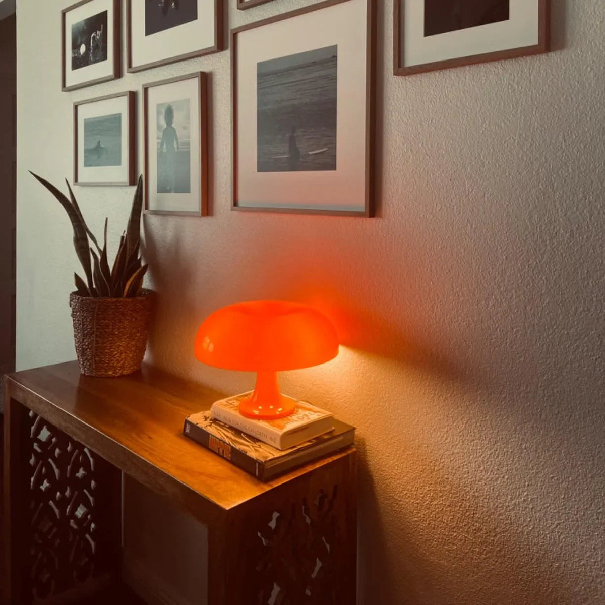Frynyra Table Lamp