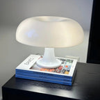 Frynyra Table Lamp