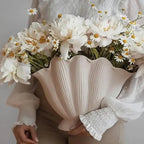 Frysora Shell Vase