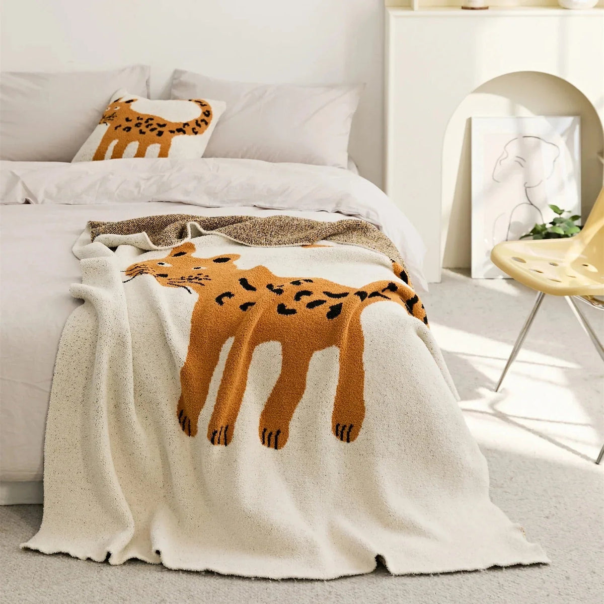Frystita Throw