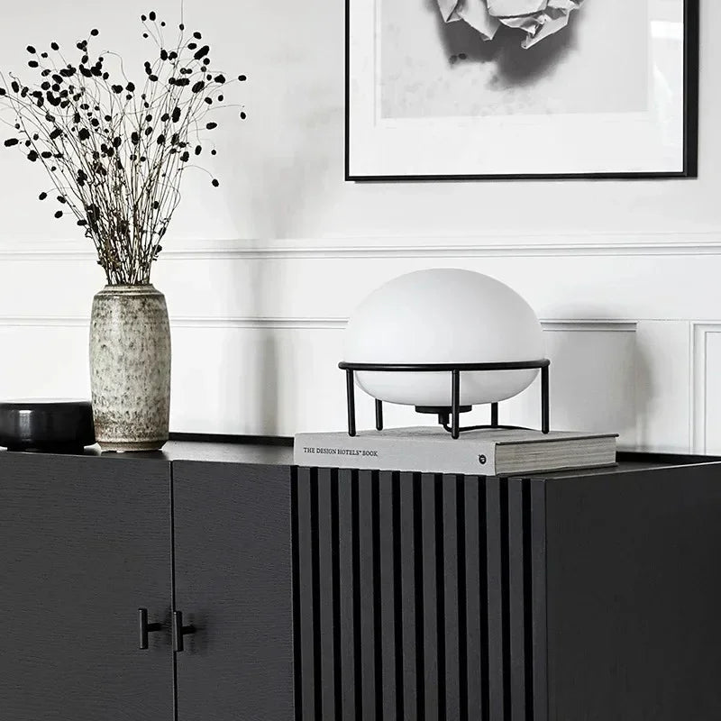 Fryvynta Table Lamp