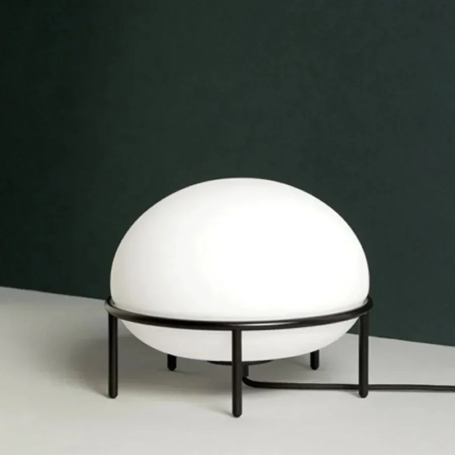 Fryvynta Table Lamp