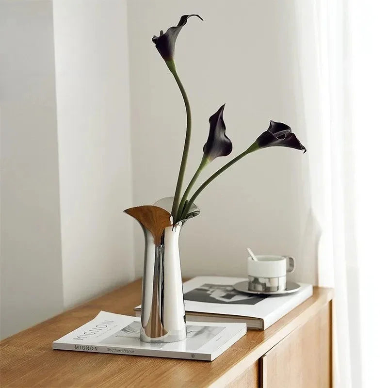 Galorra Vase