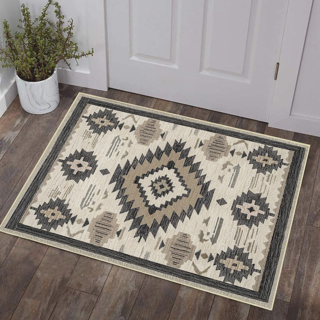 Geometric Patterned Decorative Area Rug | Kelmera