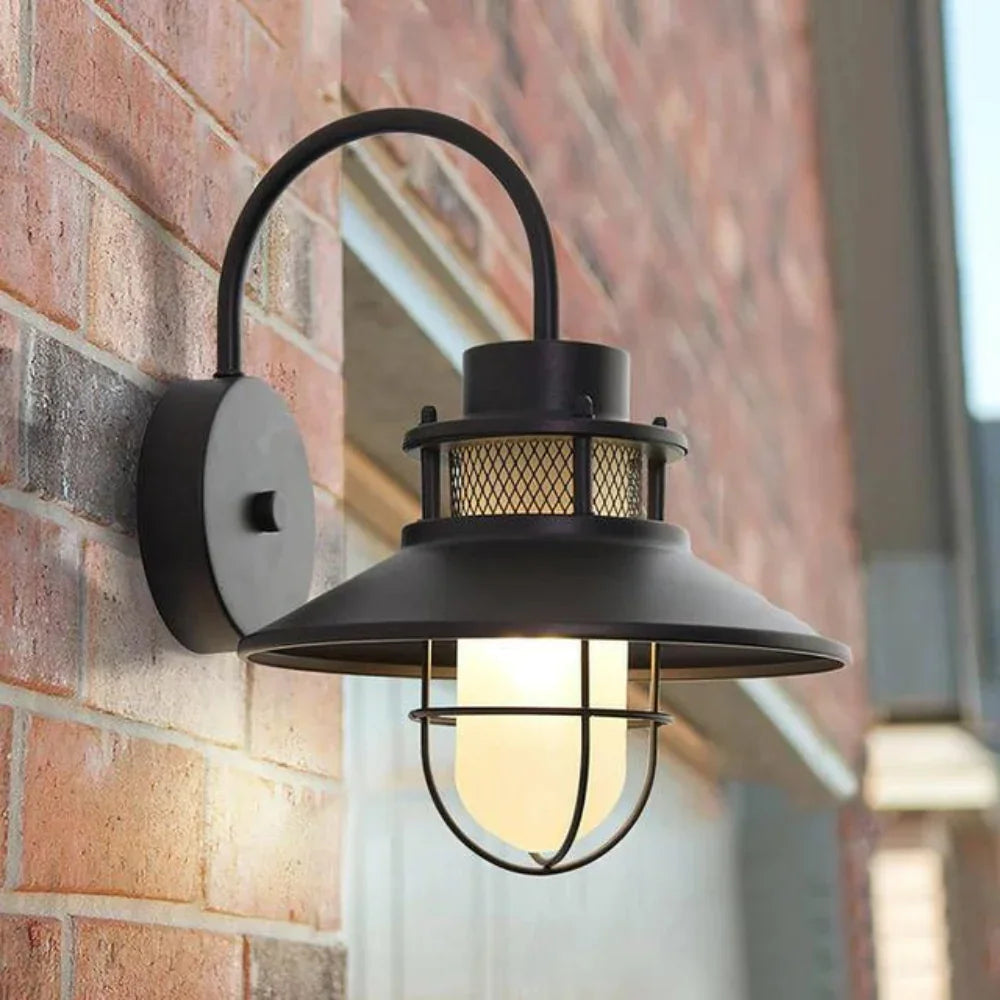 Gilneda Outdoor Wall Light