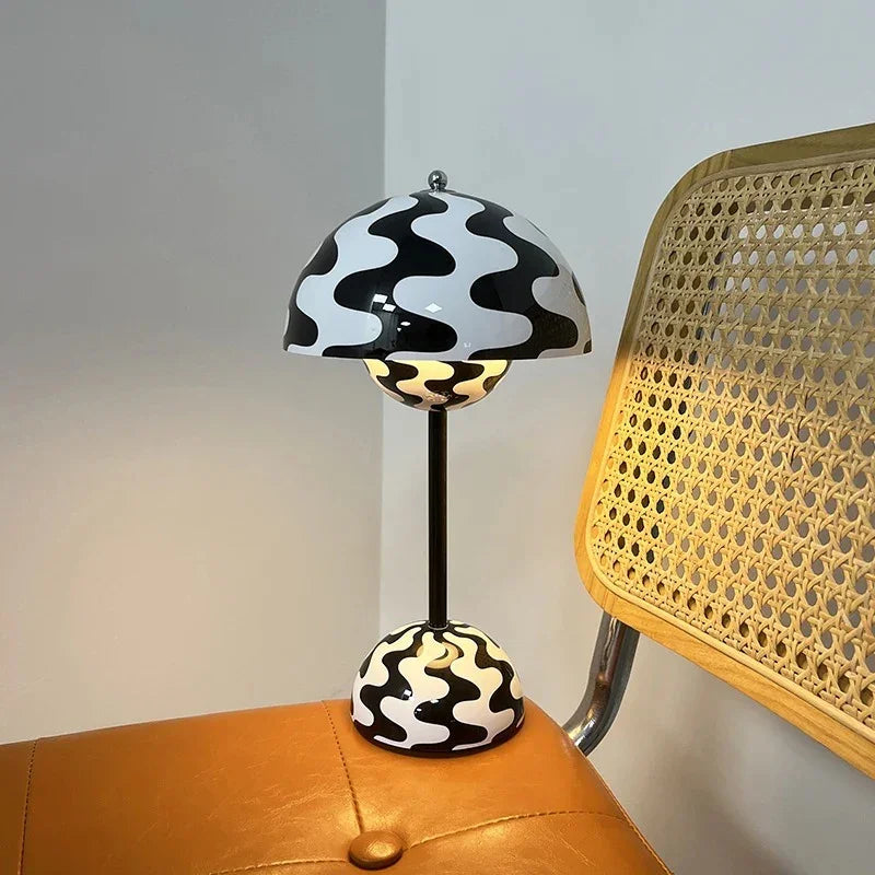 Glenheath Table Lamp - Dimmable