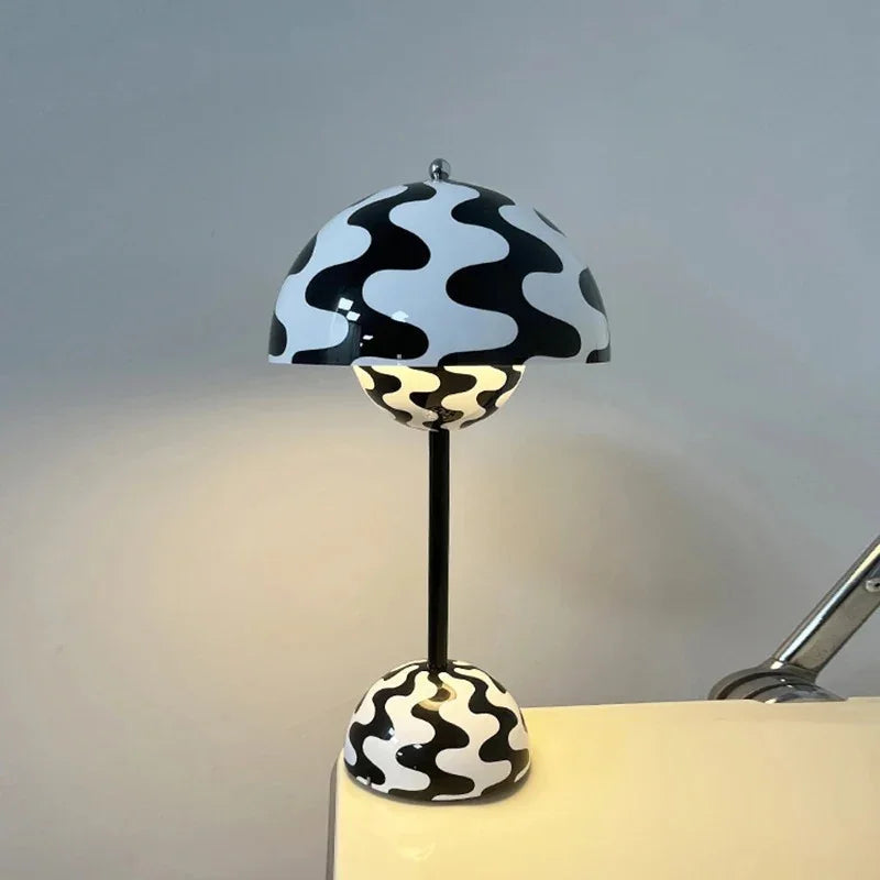 Glenheath Table Lamp - Dimmable