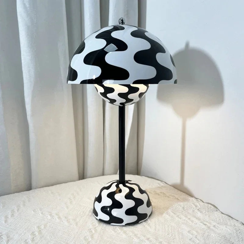 Glenheath Table Lamp - Dimmable