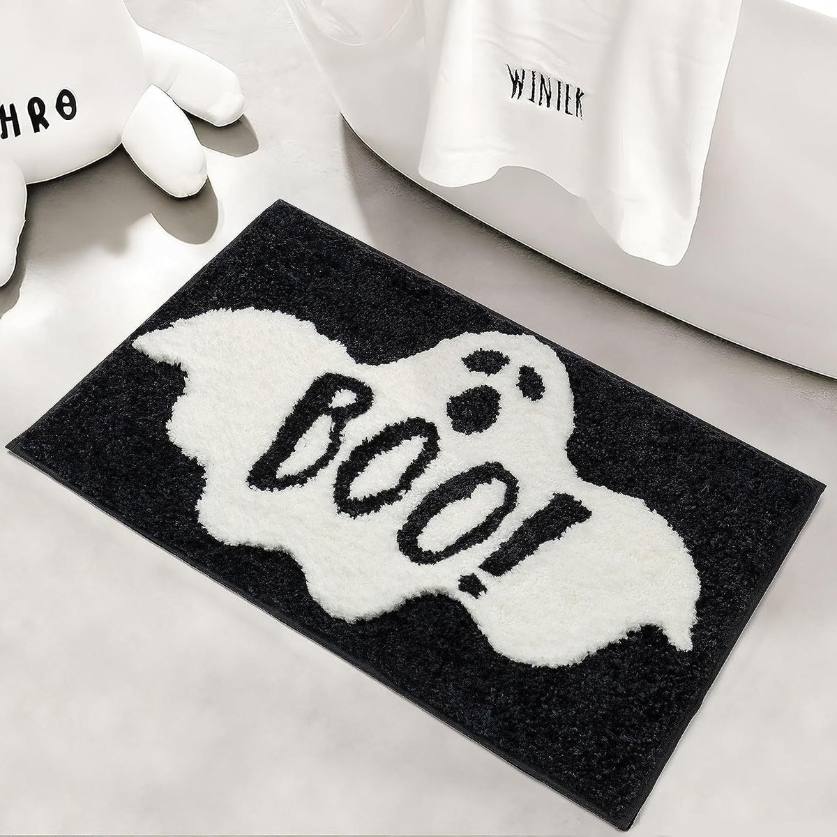 Halloween-Themed Ghost Bath Mat | Kelmera