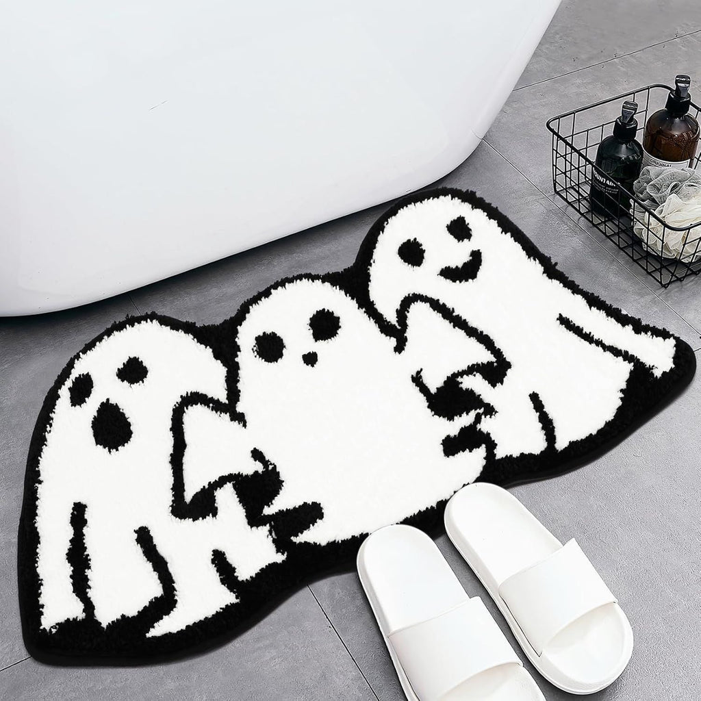Halloween-Themed Ghost Bath Mat | Kelmera
