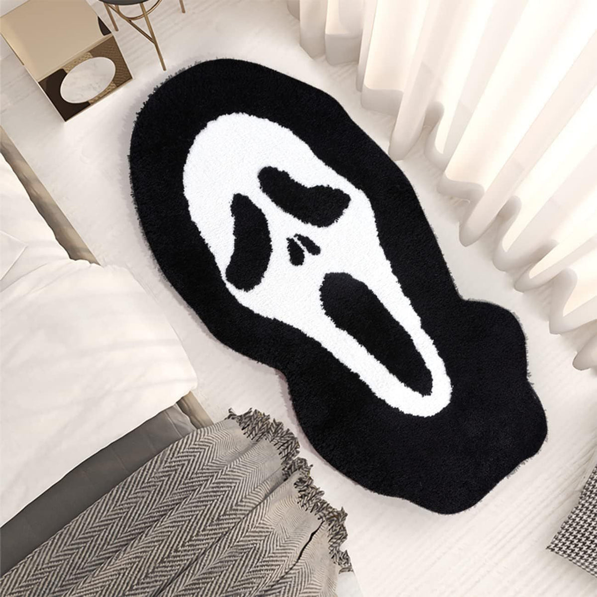Halloween-Themed Ghost Bath Mat | Kelmera