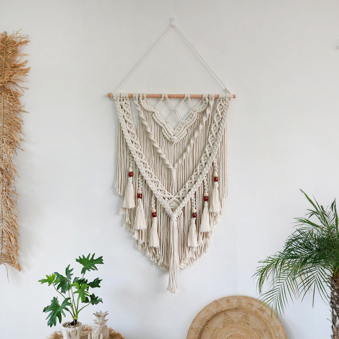 Hand-Woven Macrame Wall Hanging with Decorative Tassels | Kelmera