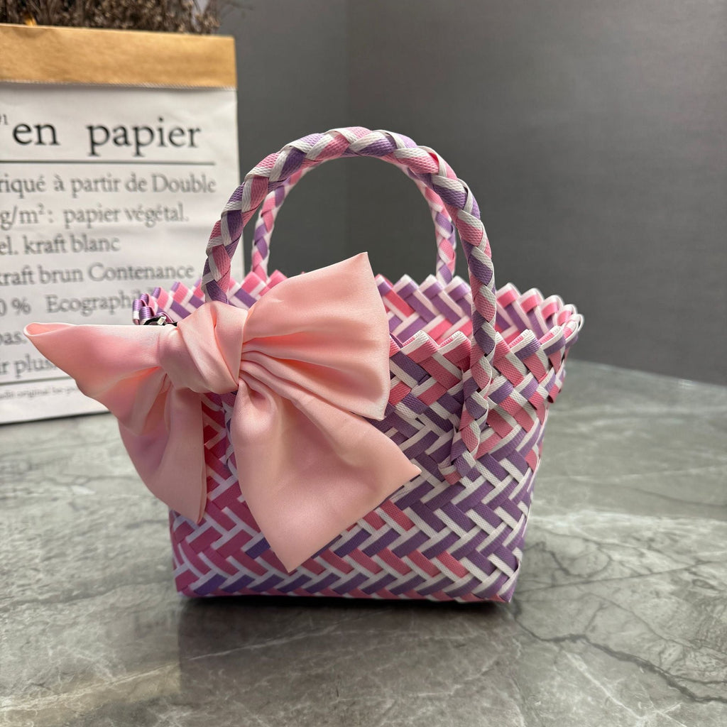Handcrafted Basket Bag in Stylish Design | Kelmera