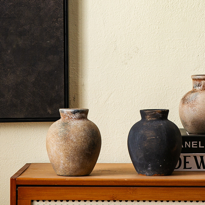 Handcrafted Ceramic Vase Black Show Details Beige | Kelmera