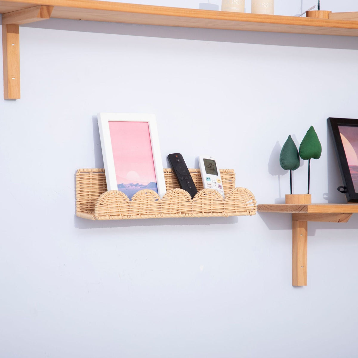 Handcrafted Decorative Wall Shelf | Kelmera