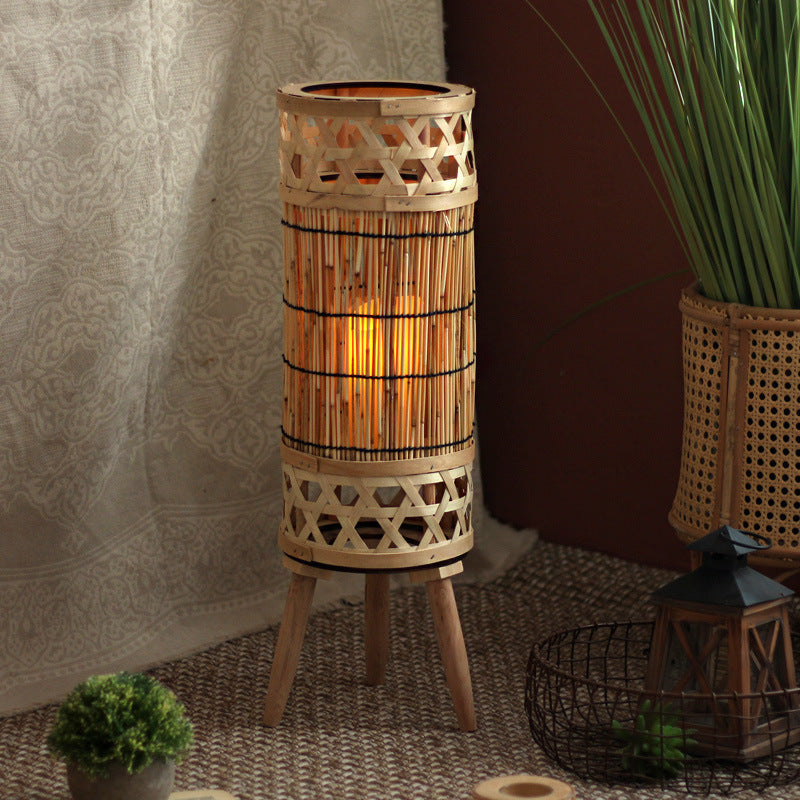 Handcrafted Floor Lamp | Kelmera