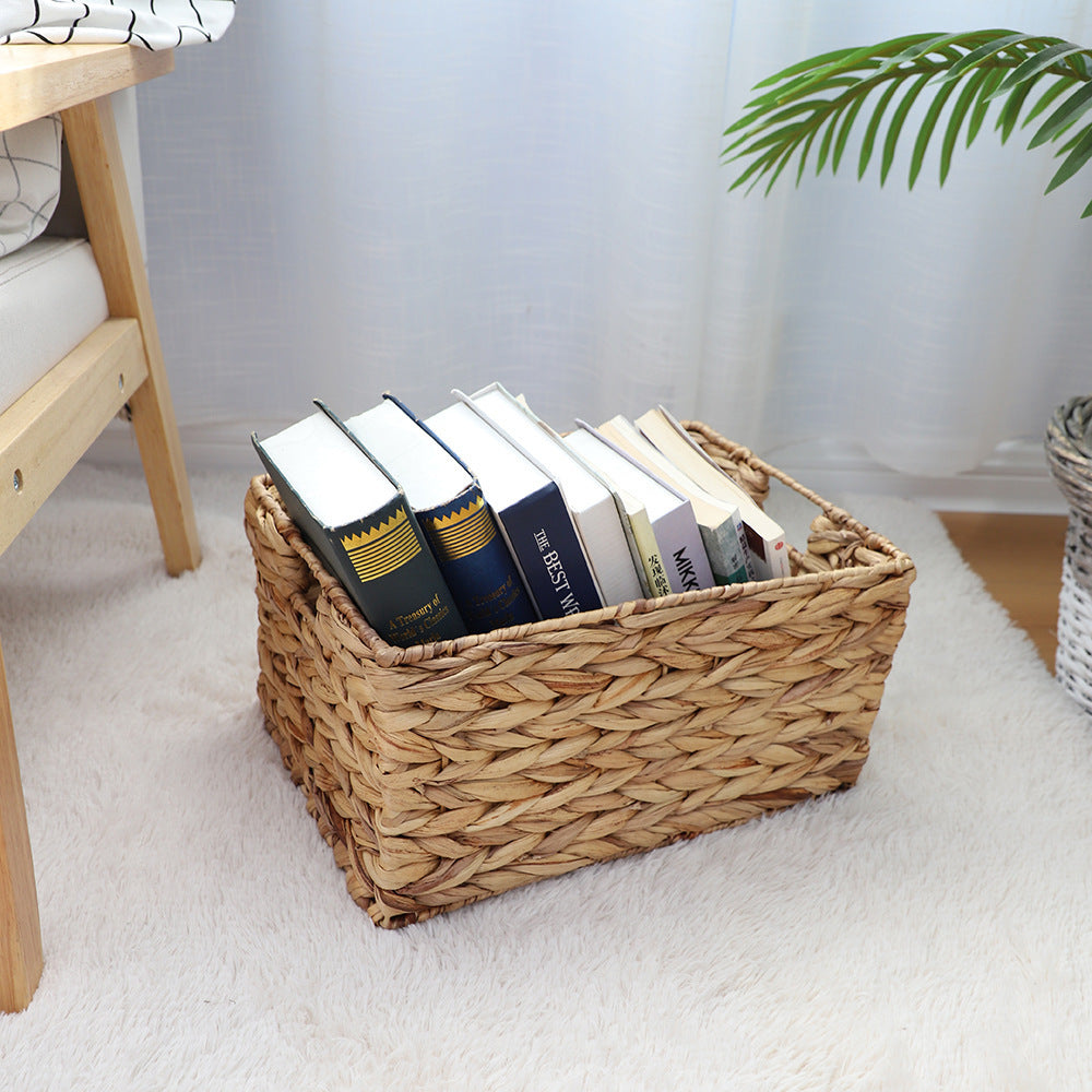 Handcrafted Storage Box made of Braided Natural Material | Kelmera