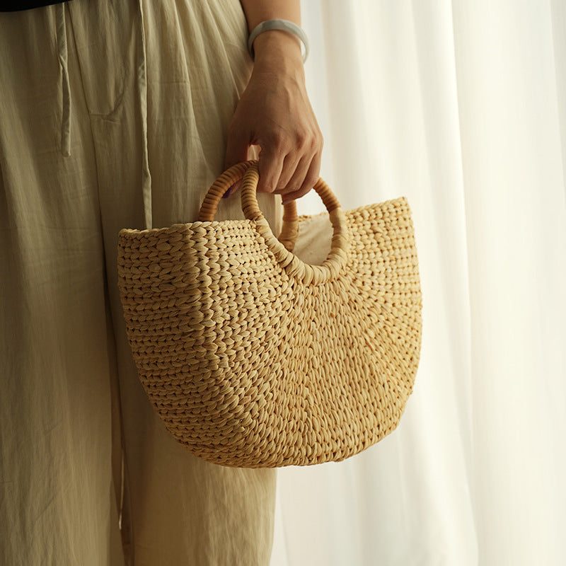 Handmade Beach Bag made of Braided Rattan | Kelmera