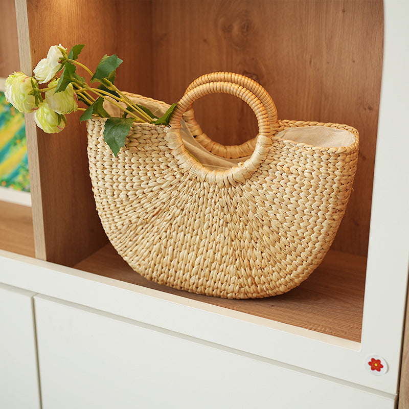 Handmade Beach Bag made of Braided Rattan | Kelmera
