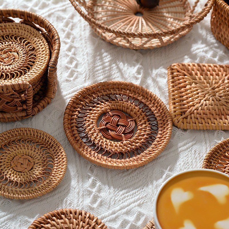 Handmade Coasters made of Woven Material | Kelmera
