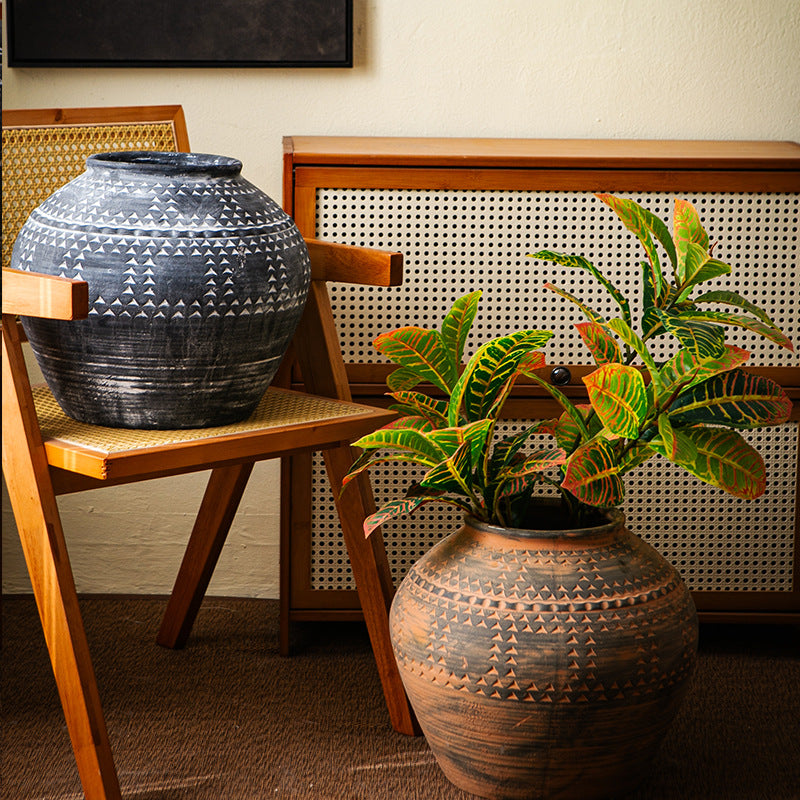 Handmade Decorative Ceramic Vase | Kelmera
