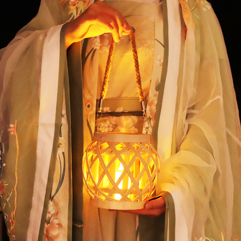 Handmade Lantern made of Natural Materials | Kelmera