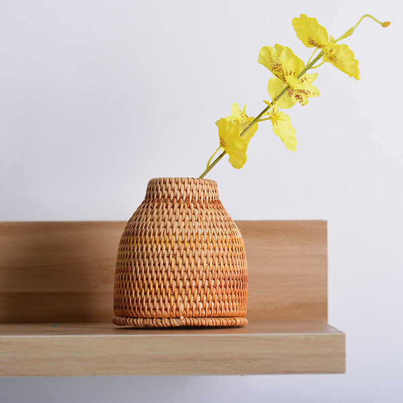 Handwoven Decorative Vase | Kelmera