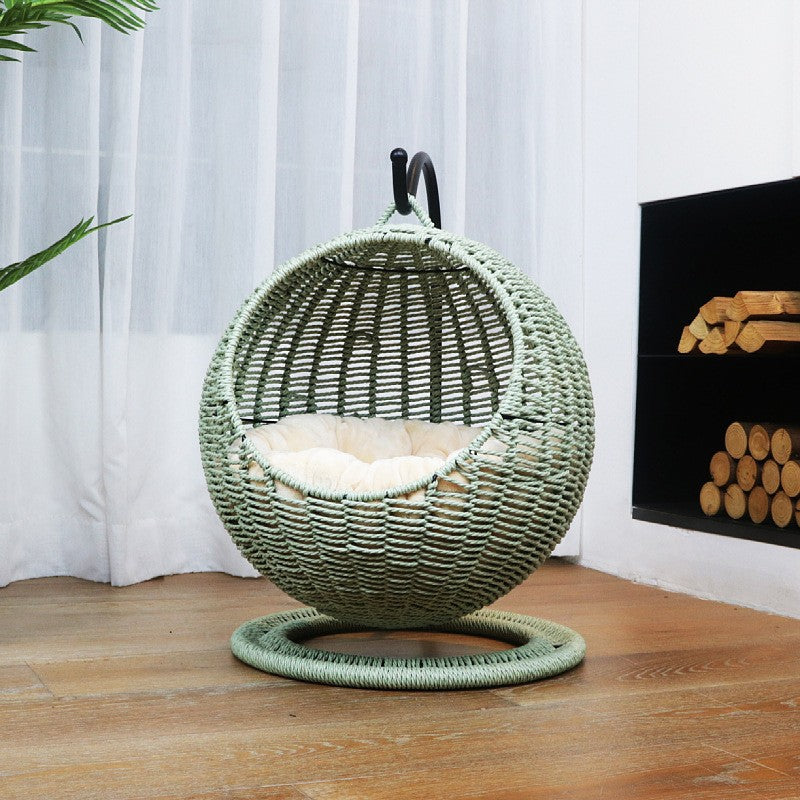 Hanging Chair made of Rattan with Comfortable Cushion | Kelmera
