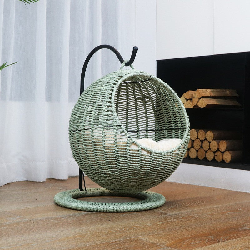 Hanging Chair made of Rattan with Comfortable Cushion | Kelmera