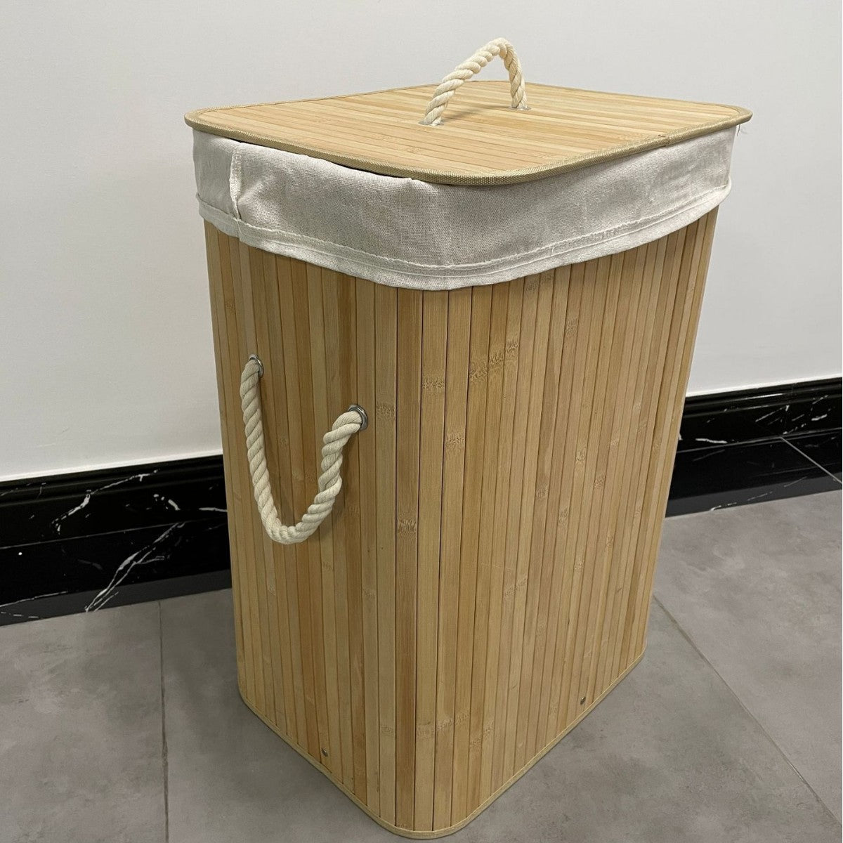 High-Quality Bamboo Laundry Container with Lid | Kelmera